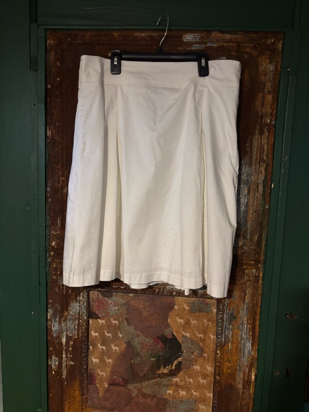George Cream A-Line Pleated Skirt